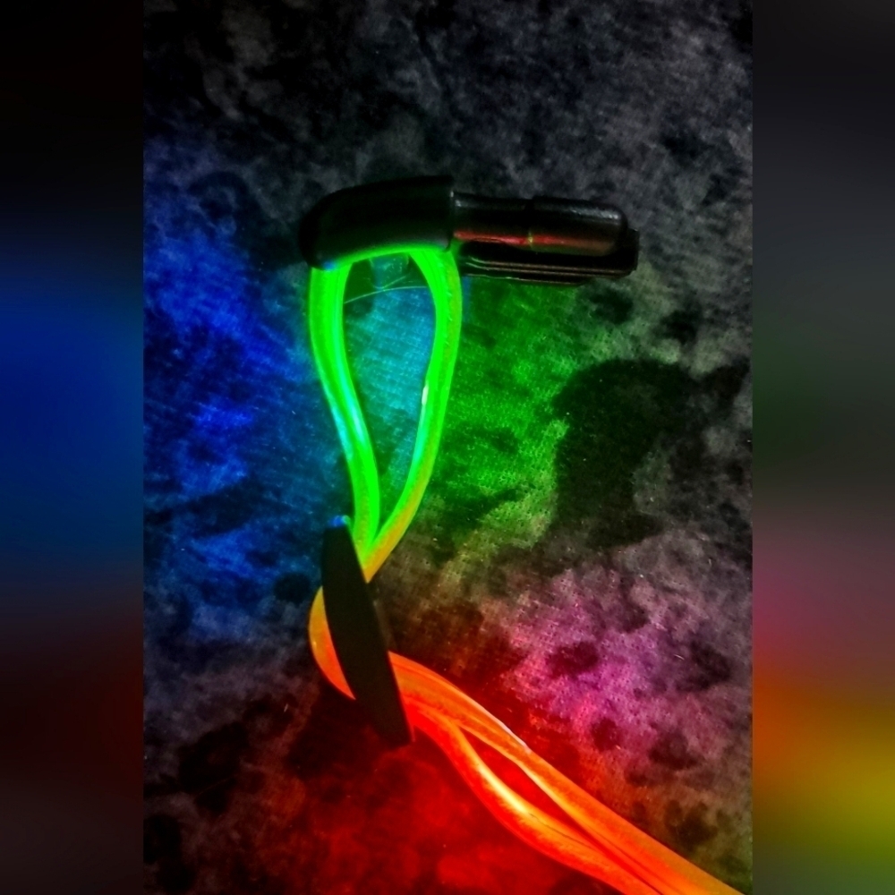 Light Up Leash and Collar with 3 Modes, USB charger Included - Picture 8 of 8